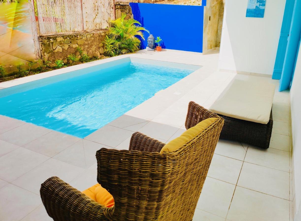 Location Maison Bleue Avec Piscine Privative Au Carbet Martinique Le Carbet Dış mekan fotoğraf