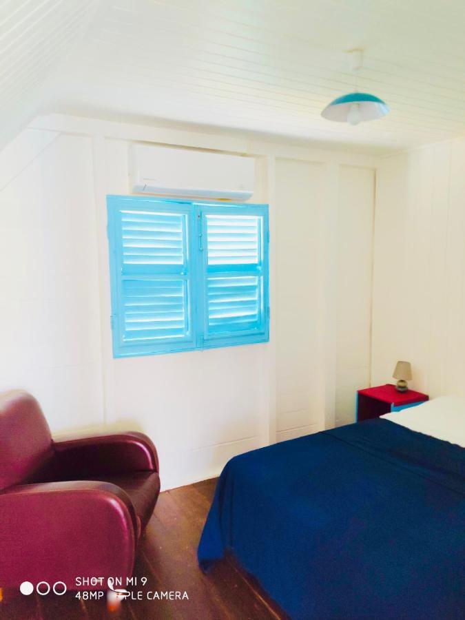 Location Maison Bleue Avec Piscine Privative Au Carbet Martinique Le Carbet Dış mekan fotoğraf